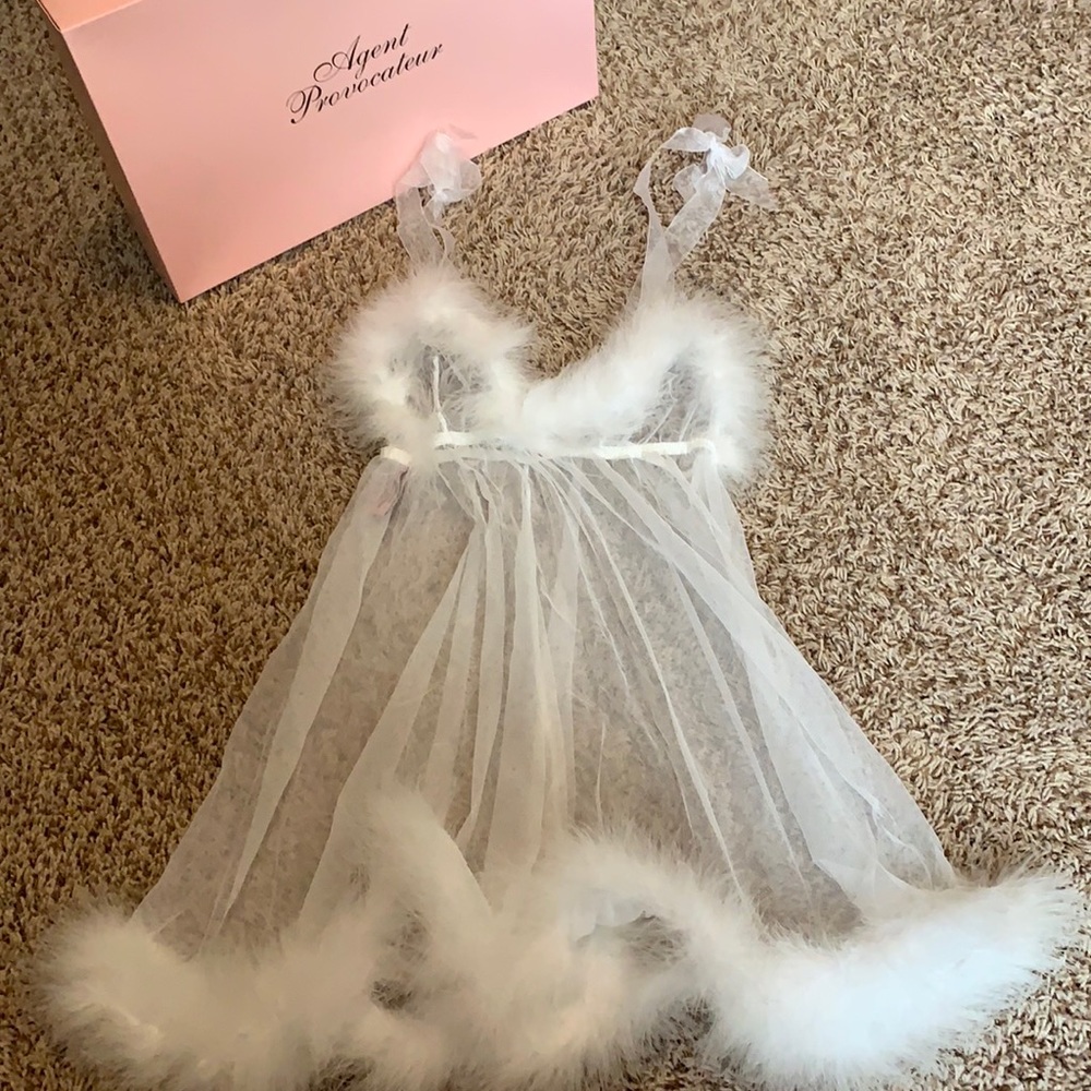 Agent Provocateur Chemise White Size M with Box